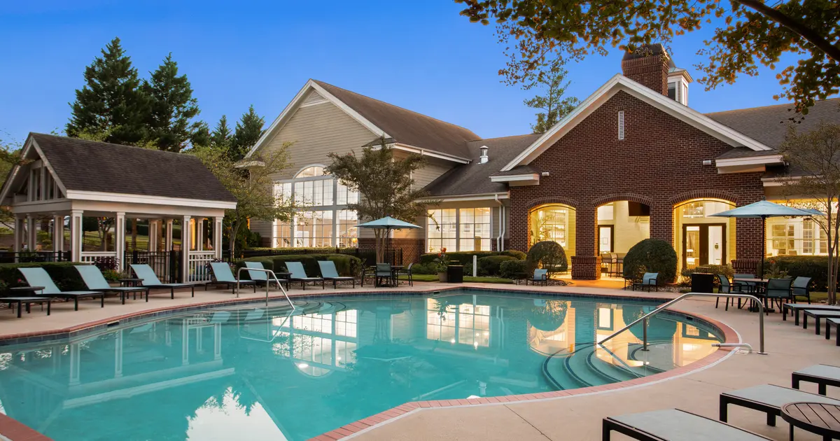 Upscale Apartments in Cary, NC Bell Preston Reserve